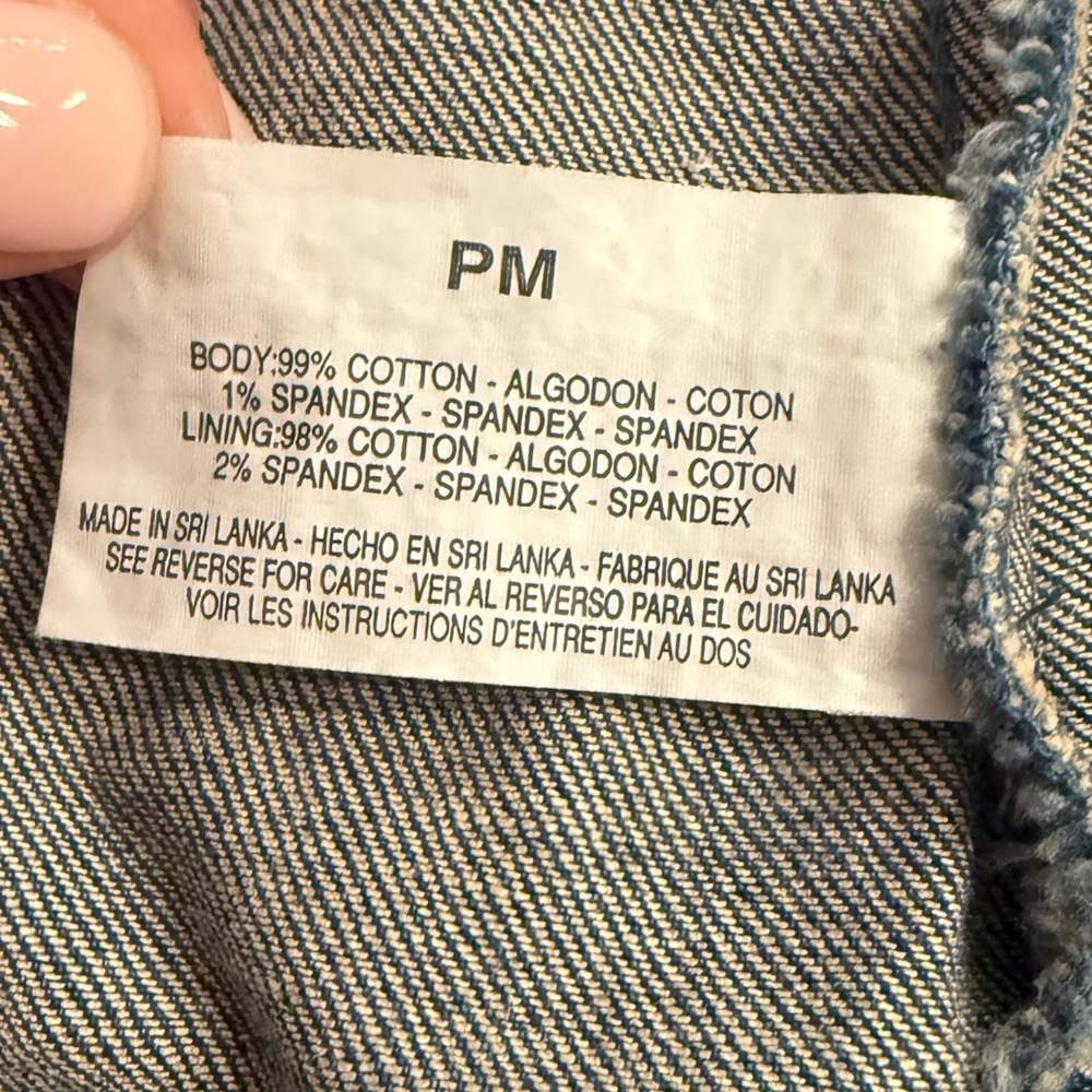 Gloria Vanderbilt Jean Jacket, Denim, Blue, Pockets, Button Down~Medium Petite - Picture 9 of 13